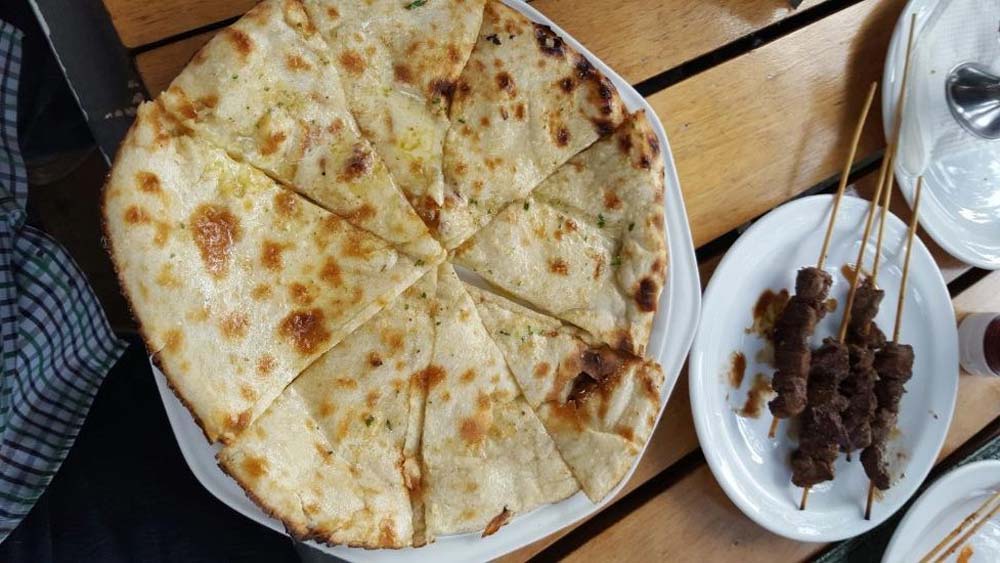 Faze 2 Nakasero Kampala Uganda, Good food in Kampala, Food & Drink, Top Bar, Top Restaurant, Lounge, Top Bar and Lounge, Food, Beer, Wine, Spirits, Cocktail bar, Amazing beer prices, Cheap Beer, Great Place to Drink after work , Gins and local beers, grilled food and wood-fired pizzas, Chatting and Drinking, Chilling with friends and mates, Date night, Eating and Drinking, Private parties, Drinking and Dancing, Cocktail Bar, Lounge Bar, Party Bar, Kampala Pub, Lively DJ nights, Lively Music, Great Beer Drink Out, Tasteful Delicious food in Kampala, Amazing Drinking Joint in Kampala Uganda, Ugabox